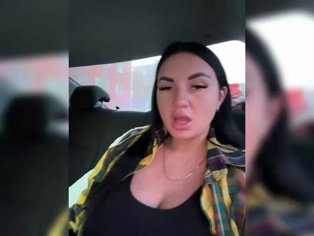 TokionaJoe – webcam model profile photo